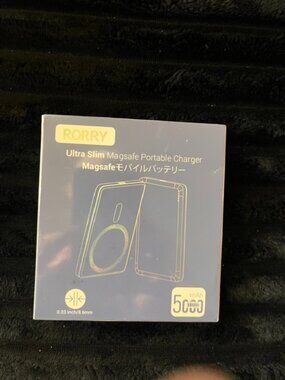 RORRY ULTRA SLIM MAGSAFE PORTABLE CHARGER